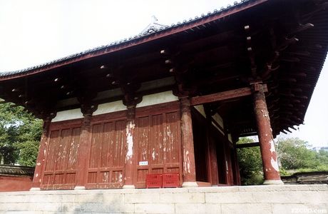 Hualin Temple