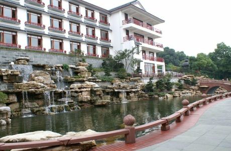 Jimingshan Scenic Resort