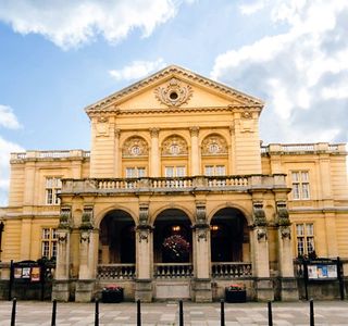 Cheltenham Town Hall