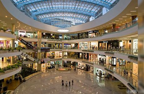 Centro Comercial Ciudad La Cascada