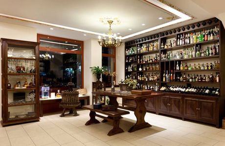 Wine Shop Dimitris Karonis