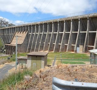 Oberon Dam