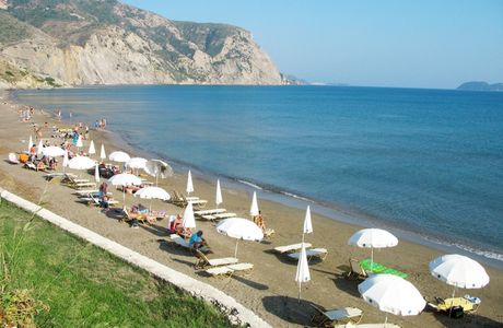 Kalamaki Beach