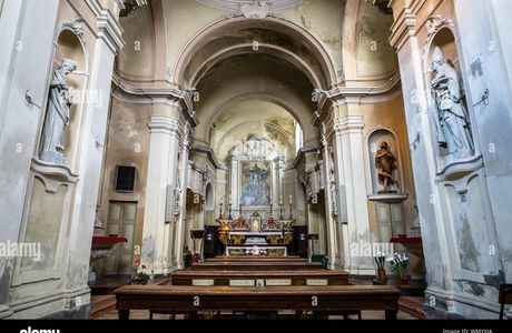Oratorio della Santa Trinità della Confraternita dei Rossi