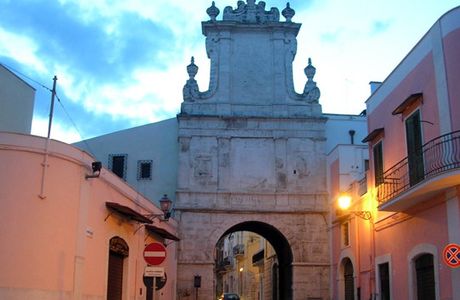 Porta SantAndrea