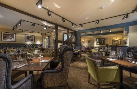 The Royal Oak Hotel Bar