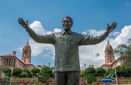 Statue of Nelson Mandela