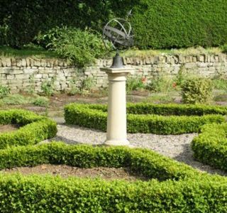 Cruickshank Botanic Garden