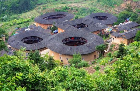 Yongding Earth Building