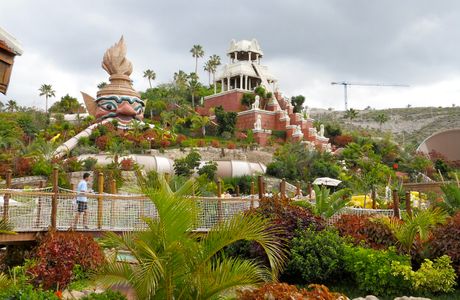 Sut Siam Park