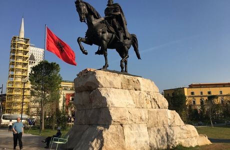 Skanderbeg Square