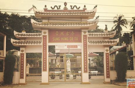 Hung Quoc Tu Pagoda