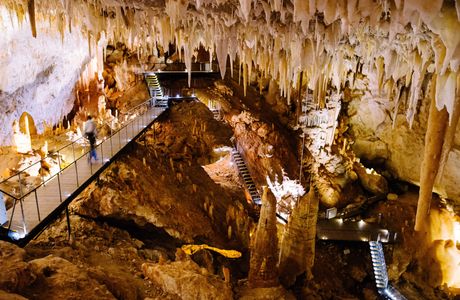 Jewel Cave