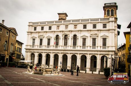 Palazzo Roncas
