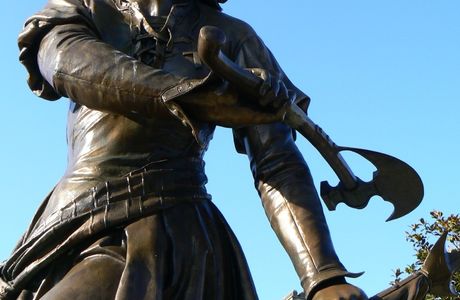 Statue Jeanne Hachette