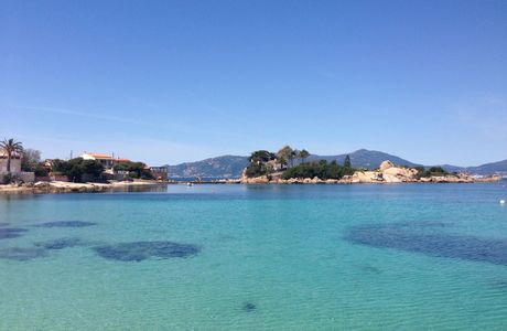 Isolella Beach