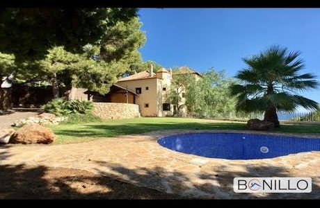 Piscina Las Palomas