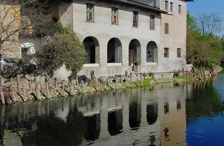 Villa Annoni, Cicogna, Bellora
