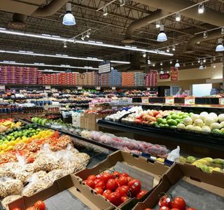 Zhengyi Grocery Store