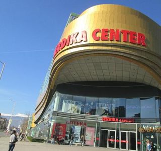 Serdika mall