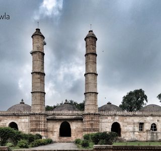 Lila Gumbaj ki Masjid