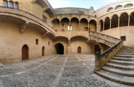Palacio Episcopal de Tortosa