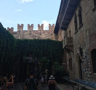Opera in Love - Romeo & Juliet