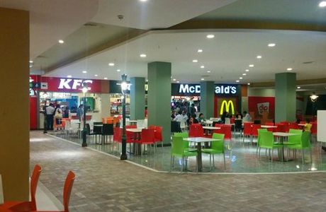 Dolmen Mall Tariq Road