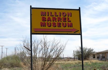 Million Barrel Museum - Giant Oil Tank