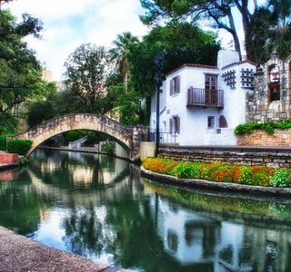 La Villita Historic Arts Village