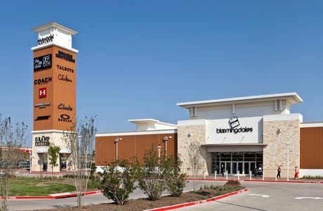 Grand Prairie Premium Outlets