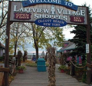Lakeview Village Shoppes