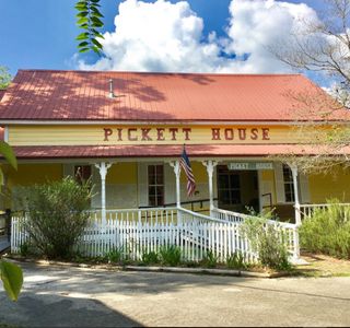 Heritage Village Museum