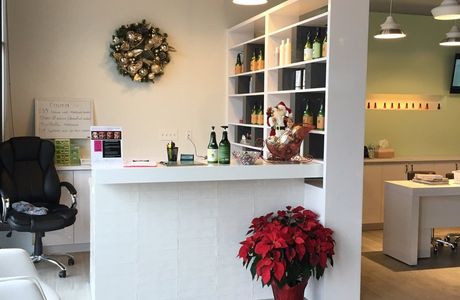 Lavish Nail Spa