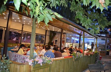 Cafe Paradis