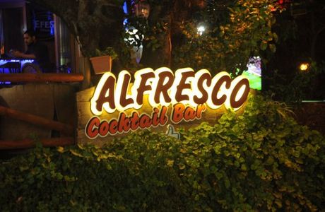 Alfresco Bar