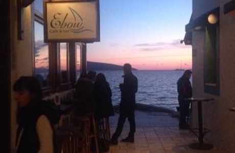 Ebow Cafe & Bar