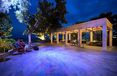 Caros Beach Bar