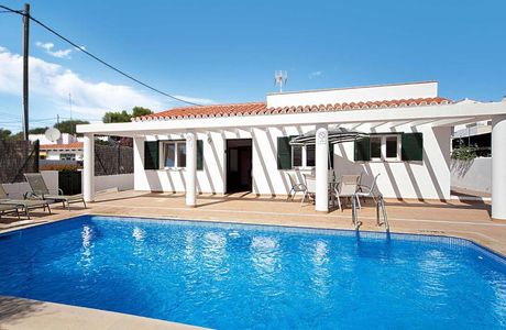 Ayashe Lounge & Sound