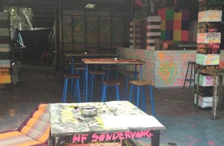 Naga Bar