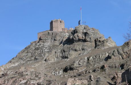 Sebinkarahisar Kalesi