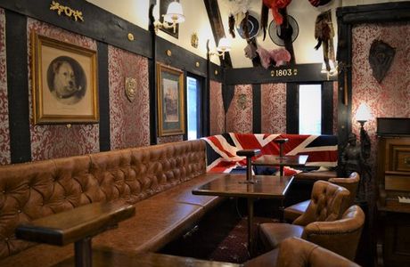 Old Tom's Gin Bar