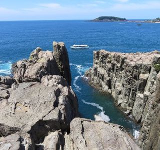 Tojimbo Cliff