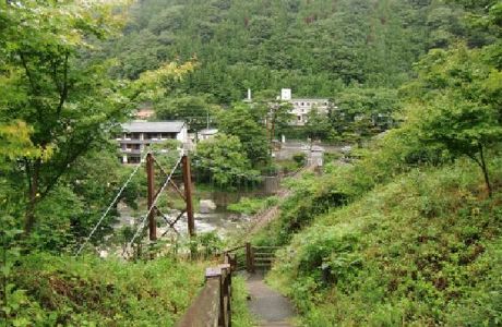 Nanatsuiwa Suspension Bridge