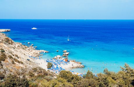 Konnos Bay