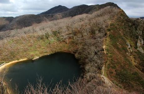 Yashagaike Pond
