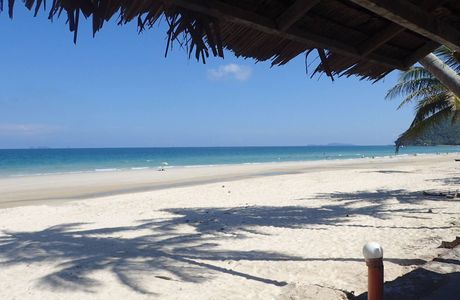 Thung Wua Laen Beach