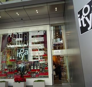 Ginza Itoya Hontren