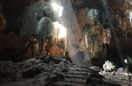 Chompol Cave