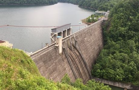 Kanayama Dam